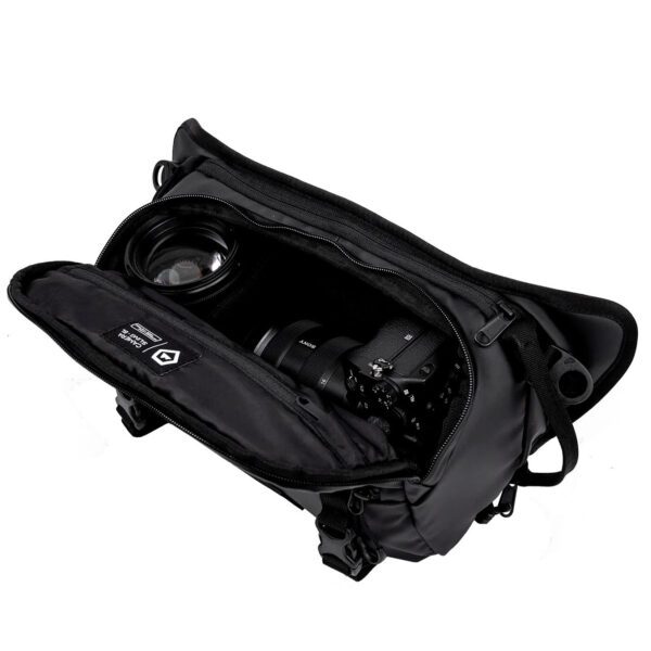 Bolsa Wandrd Rogue Sling 6L Black - Imagen 2
