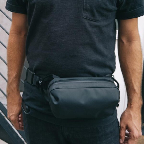 Riñonera Wandrd D1 Fanny Pack D1FP-BK-2 - Imagen 3
