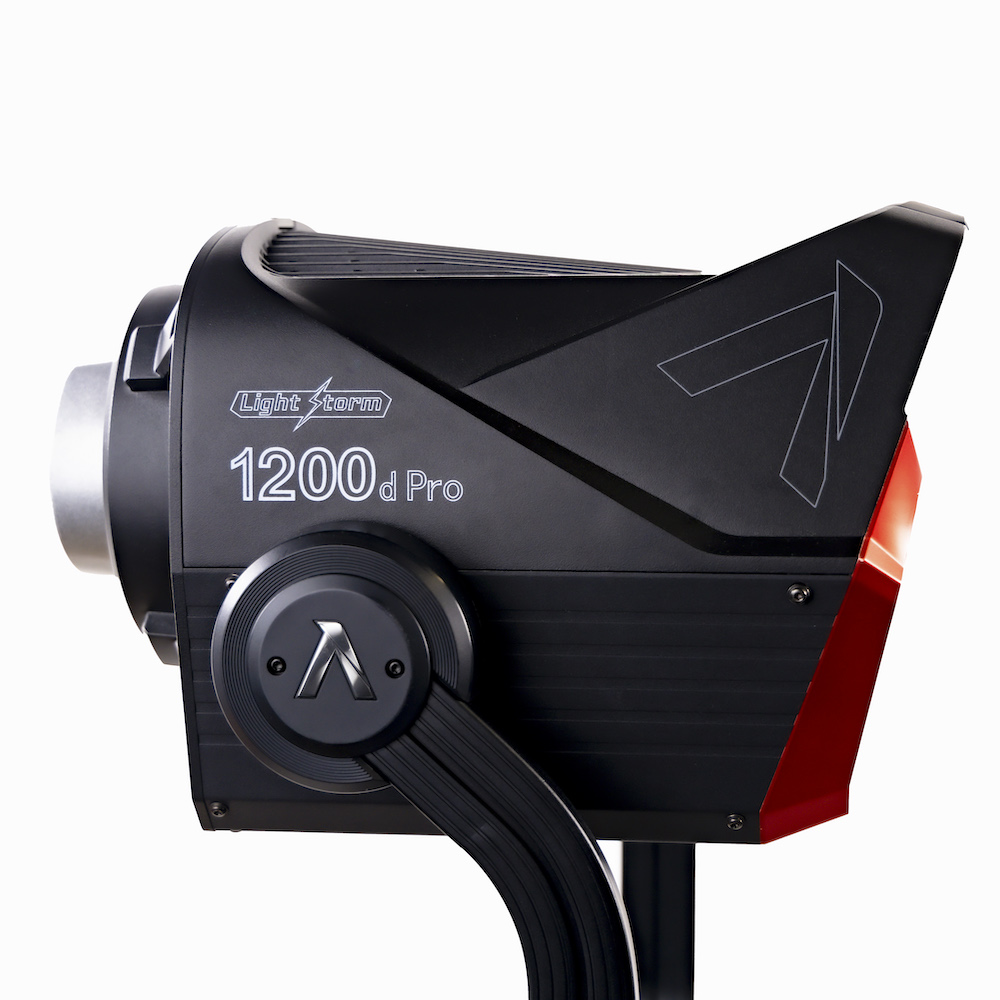 Foco Aputure LS 1200D Pro V-Mount foco tipo HMI (sin difusores) - Imagen 2